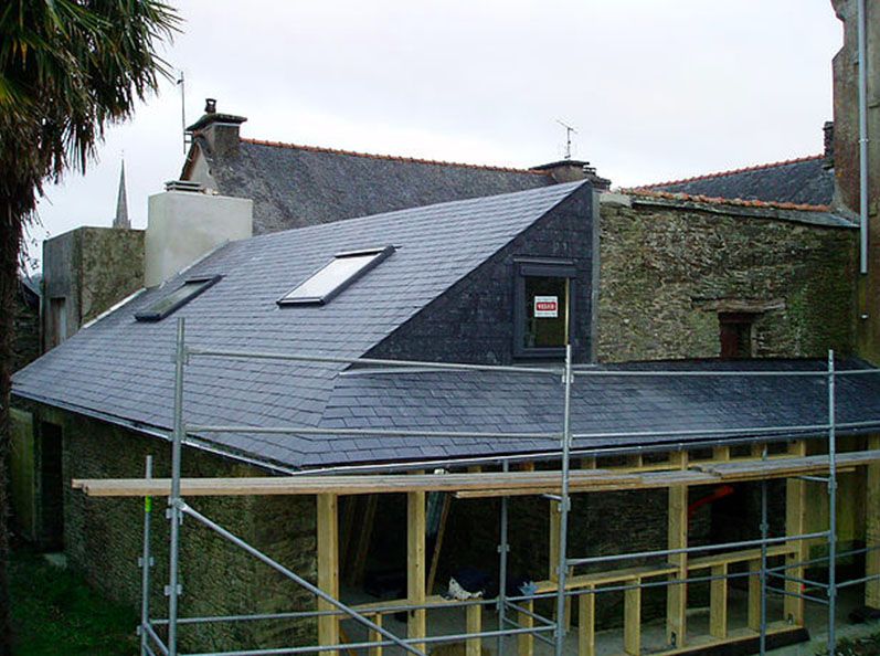 sous toiture en ardoise dans le finistère